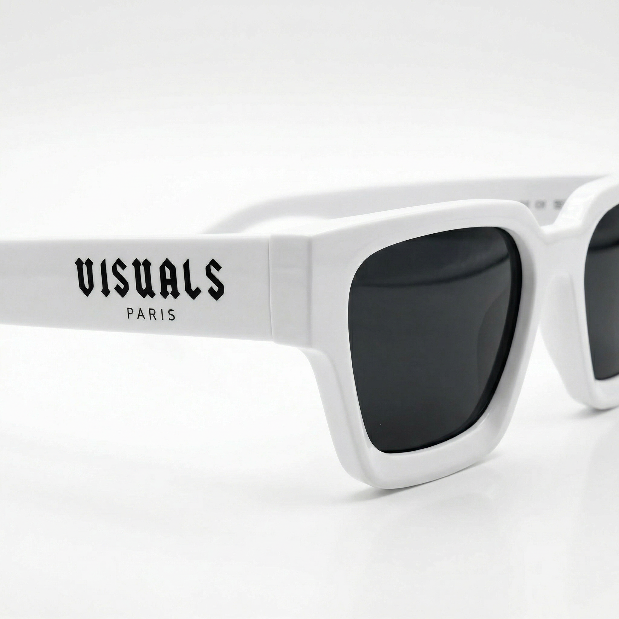 VISUALS PARIS - WHITE GOTHIC SUNGLASSES